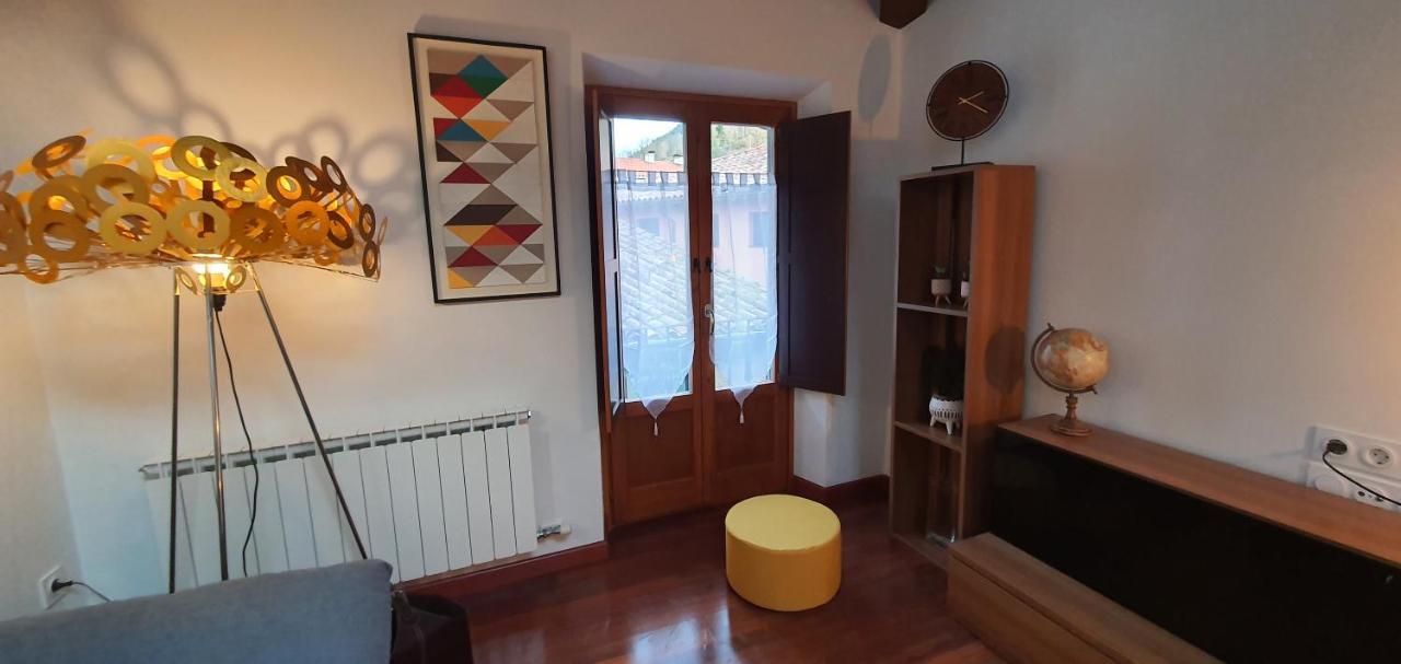 Cal Tranquil Camprodon, Acollidor Atic Al Centre Apartment ภายนอก รูปภาพ